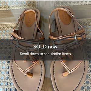 [SOLD] Authentic Gucci Brown Leather Tassel Horse-bit Flat Sandal